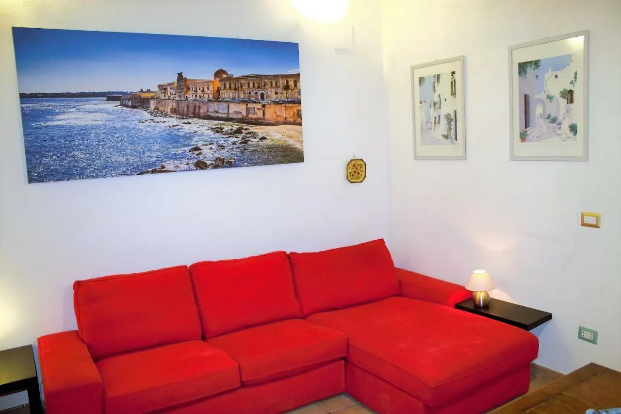 Home Isola di Luce Syracuse Italia