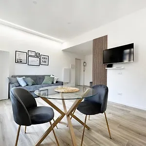 Casa , Milano Italia